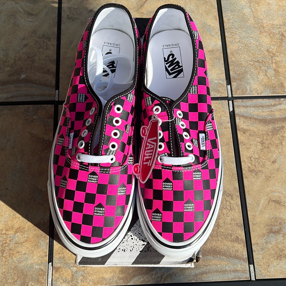 DS Men’s Dover Street Market Van OG Authentic in size 13.0